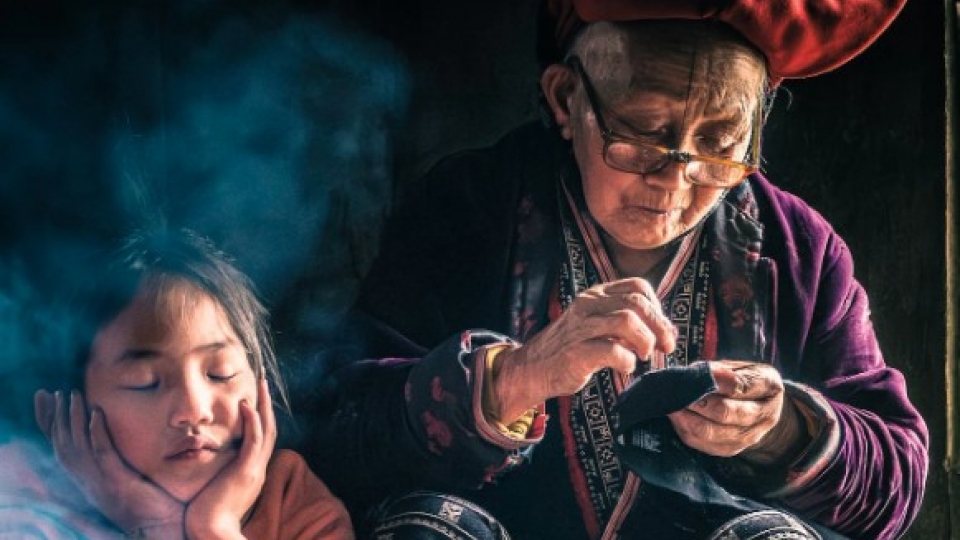 Portrait of Red Dao generations wins top prize at National Geographic contest